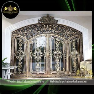 Cửa kính nhôm đúc